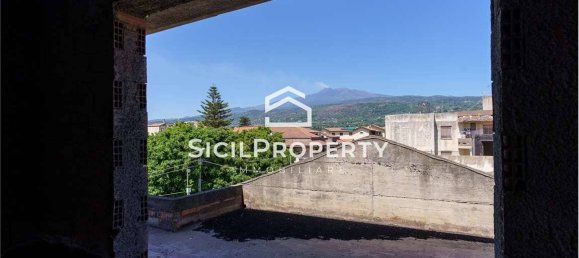 5 rooms Building in Fiumefreddo di Sicilia, Italy No. 74527 25