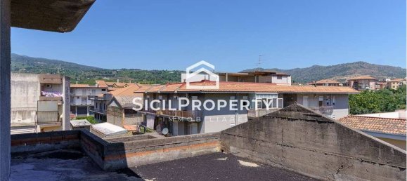 5 rooms Building in Fiumefreddo di Sicilia, Italy No. 74527 28