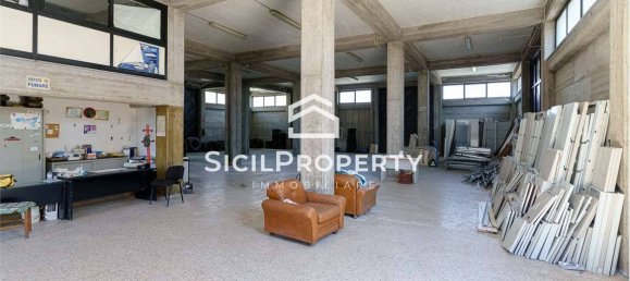 5 rooms Building in Fiumefreddo di Sicilia, Italy No. 74527 8