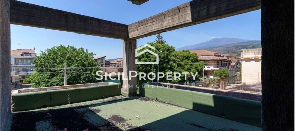 5 rooms Building in Fiumefreddo di Sicilia, Italy No. 74527 17