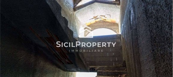 5 rooms Building in Fiumefreddo di Sicilia, Italy No. 74527 19