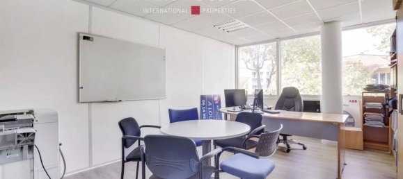 181m² Office in Viroflay, France No. 188554 8