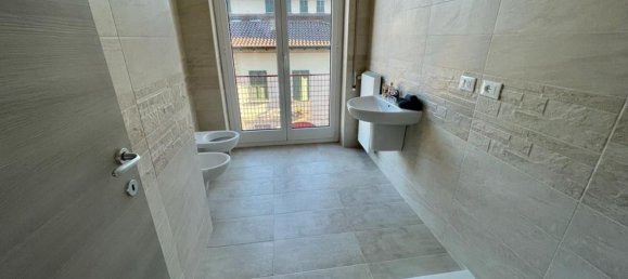 Квартира с 4 комнатами в Комо, Италия № 268854 16