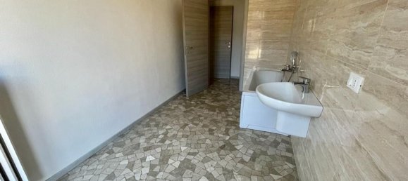 Квартира с 4 комнатами в Комо, Италия № 268854 31