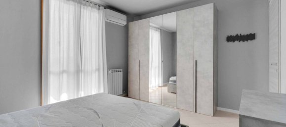 2 bedrooms Apartment in Milan, Italy No. 312498 12