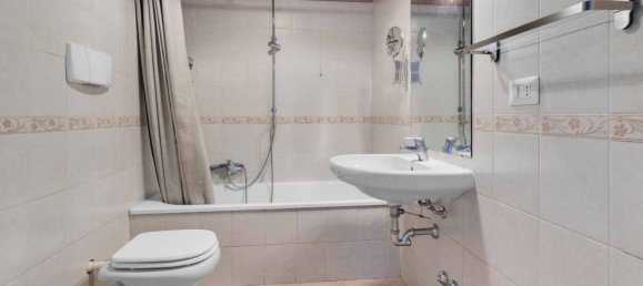 2 bedrooms Apartment in Milan, Italy No. 312498 15