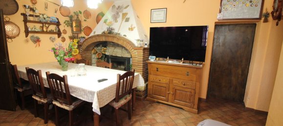 8 rooms House in Montespertoli, Italy No. 48949 6
