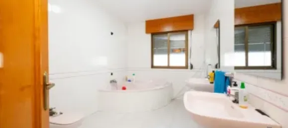 7 bedrooms Building in Pinos Puente, Spain No. 176399 9