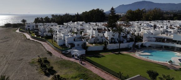 3 bedrooms House in Estepona, Spain No. 30626 31