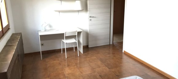 5-salle Appartement à Pesaro, Italy No. 159916 8