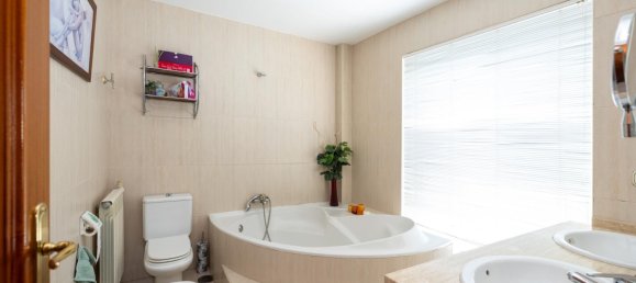 4 bedrooms House in Cullar Vega, Spain No. 26276 49