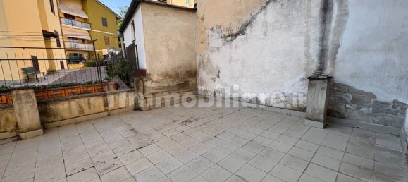 1-salle Propriété commerciale à Arezzo, Italy No. 300451 9