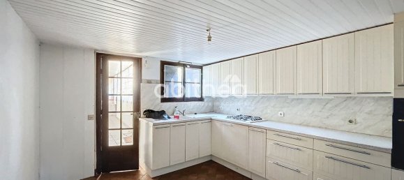 1 bedroom Apartment in Choisy-le-Roi, France No. 168562 2