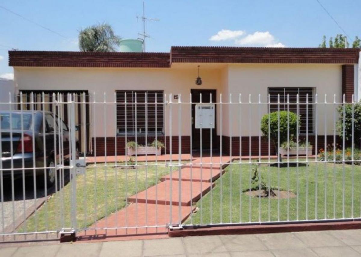 2 غرف نوم منزل في Florencio Varela, Argentina رقم 70984