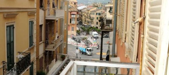 6 rooms Apartment in Rapallo, Italy No. 189168 26
