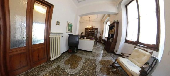 6 rooms Apartment in Rapallo, Italy No. 189168 2