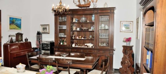 6 rooms Apartment in Rapallo, Italy No. 189168 8