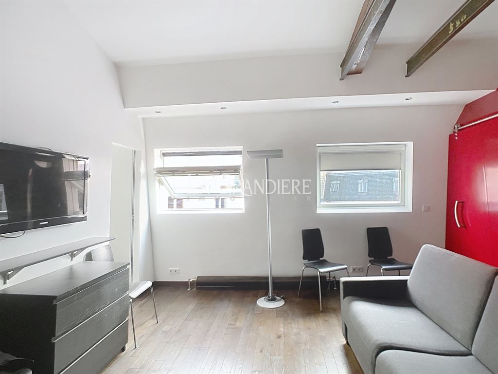 1 bedroom Apartment in Paris, France No. 129370