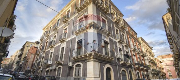 2 bedrooms Apartment in Catania, Italy No. 136718 18