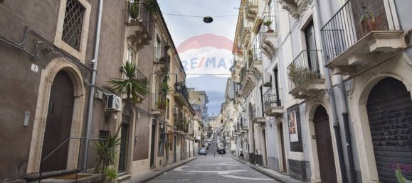 2 bedrooms Apartment in Catania, Italy No. 136718 75