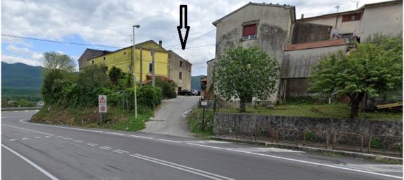 Дом с 5 комнатами в Сесто Кампано, Италия № 253266 5