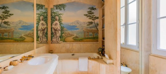 3 bedrooms Apartment in Paris, France No. 105876 10