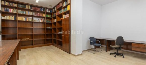 500m² Office in Granada, Spain No. 173835 30