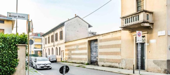 8 rooms Villa in Busto Arsizio, Italy No. 157420 18