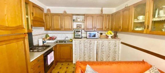 4 rooms Apartment in Manciano, Italy No. 151257 4