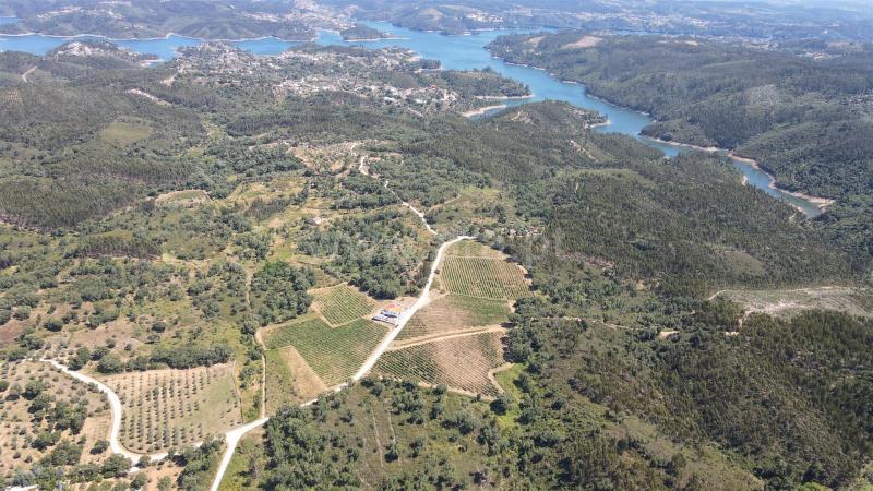 Terreno em Tomar, Portugal 25760 m² N.º 228268