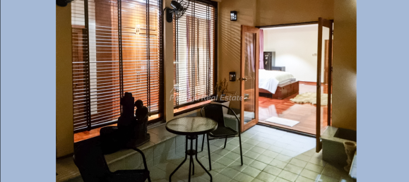 4 bedrooms Cafe / restaurant in Pattaya, Thailand No. 9146 11