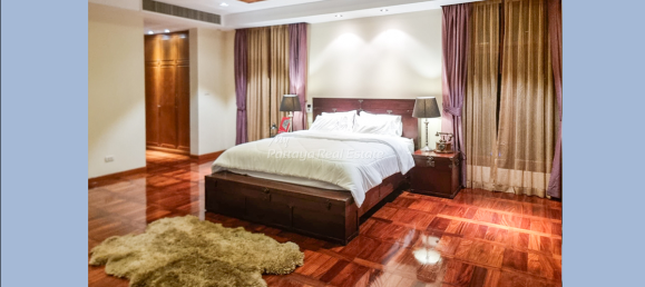 4 bedrooms Cafe / restaurant in Pattaya, Thailand No. 9146 12