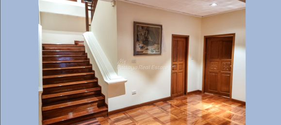 4 bedrooms Cafe / restaurant in Pattaya, Thailand No. 9146 19