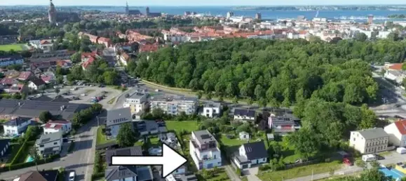 Здание с 8 комнатами в Stralsund, Германия № 234947 4