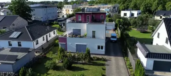 Здание с 8 комнатами в Stralsund, Германия № 234947 2