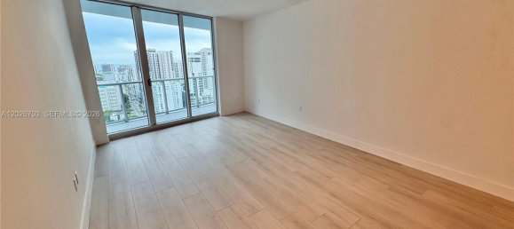1 dormitorio propiedad comercial en alquiler en Miami, Miami-Dade, Florida, USA № 615240 13