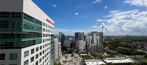 1 dormitorio propiedad comercial en alquiler en Miami, Miami-Dade, Florida, USA № 615240 3
