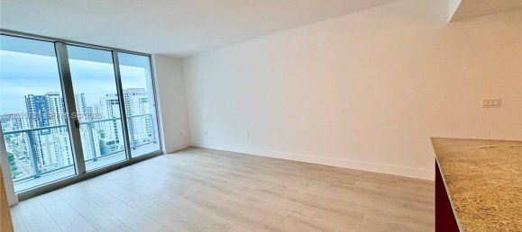 1 dormitorio propiedad comercial en alquiler en Miami, Miami-Dade, Florida, USA № 615240 18