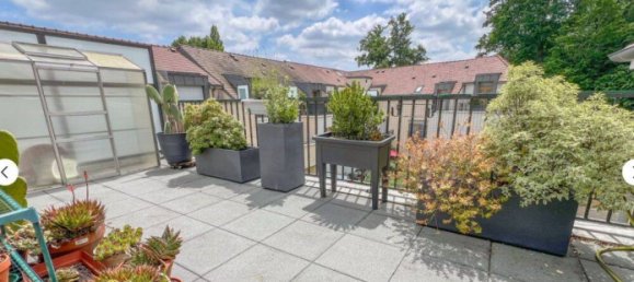 Dúplex de 2 dormitorios en Le Mesnil-Saint-Denis, France No. 354966 2