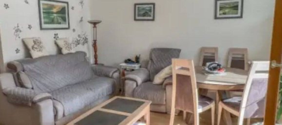 Dúplex de 2 dormitorios en Le Mesnil-Saint-Denis, France No. 354966 4