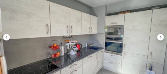 Dúplex de 2 dormitorios en Le Mesnil-Saint-Denis, France No. 354966 6