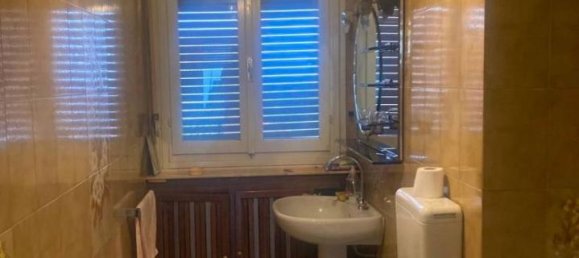 5 rooms Apartment in Turin, Italy No. 230320 7