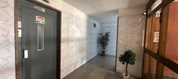 5 rooms Apartment in Turin, Italy No. 230320 2