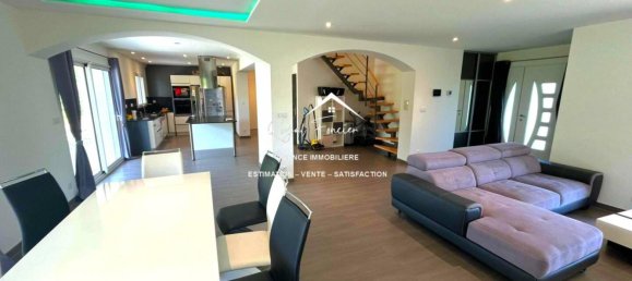 Casa T4 em La Celle-Saint-Avant, France N.º 253788 2