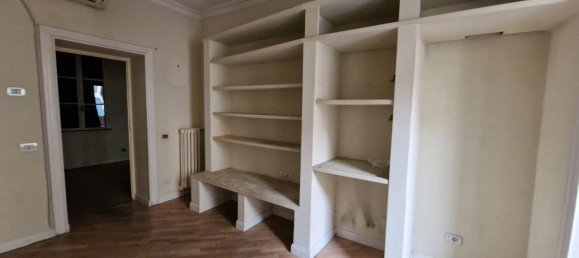 3 bedrooms Apartment in Rome, Italy No. 371579 19