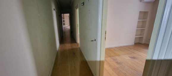 3 bedrooms Apartment in Rome, Italy No. 371579 4