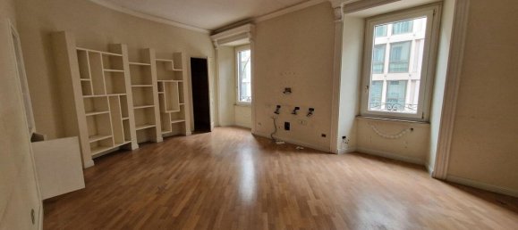 3 bedrooms Apartment in Rome, Italy No. 371579 2