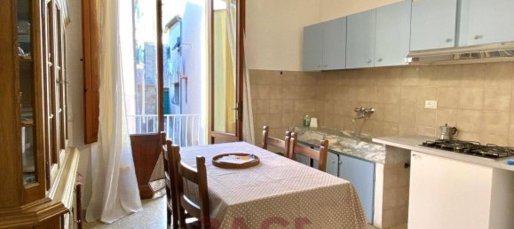 3 bedrooms Apartment in Montescudaio, Italy No. 103704 15