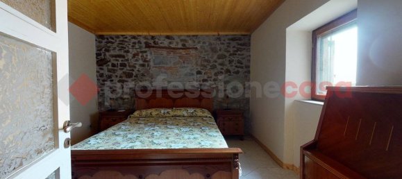 2 bedrooms Apartment in Bagni di Lucca, Italy No. 233368 4