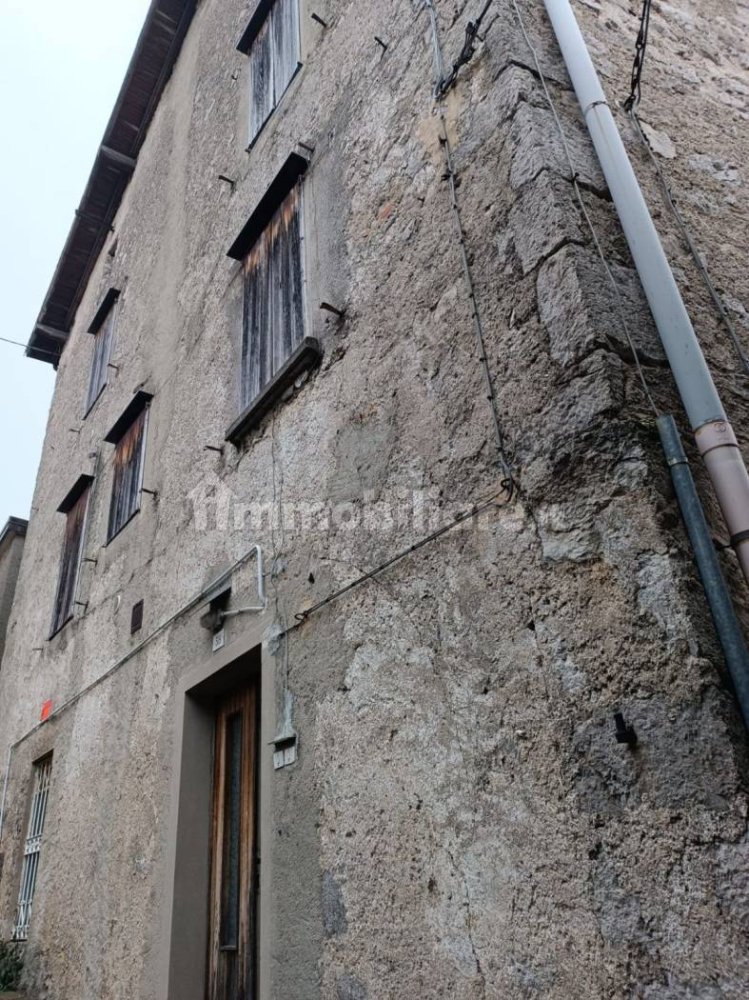 2 Schlafzimmer Haus in Algua, Italy, Nr. 250861